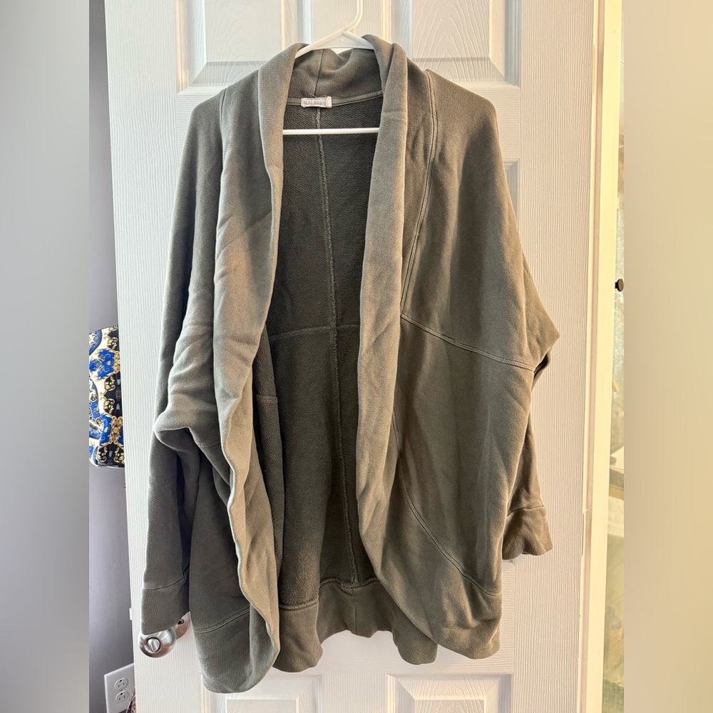 Barefoot Dreams Malibu Women's Olive Shrug Size L/XL